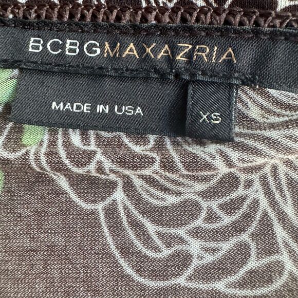 BCBG Maxazria Abstract Print V-Neck Wrap Dress With Tie Waist Size XS Brown - Picture 6 of 12